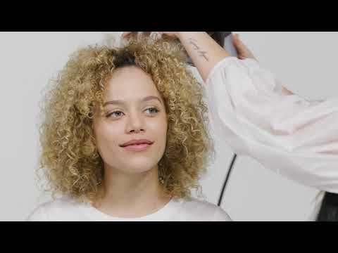 R+Co On a Cloud Baobab Oil Repair Shampoo