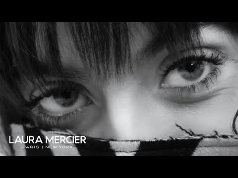 Laura Mercier Caviar Volume Panoramic Mascara